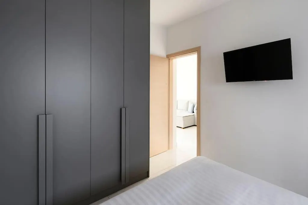 Twin Superior Suites Thessaloniki Apartment